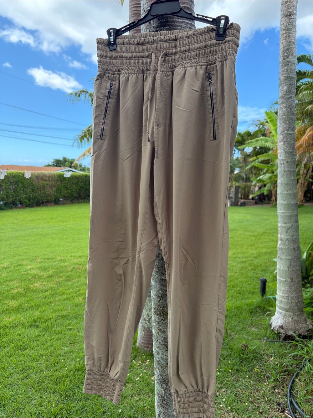 Athleta Camden Tan Drawstring Jogger Pants